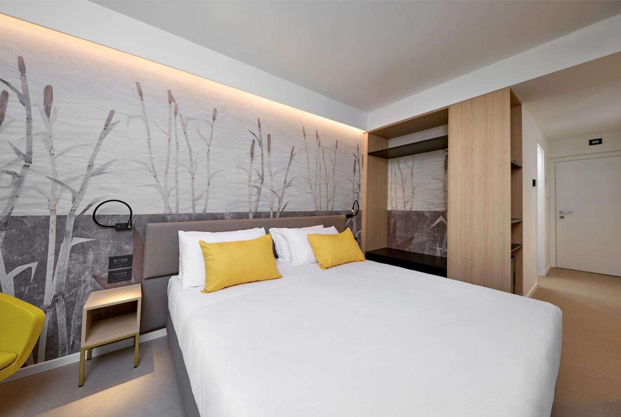 Hotel Royal Village Лимоне сул Гарда Екстериор снимка